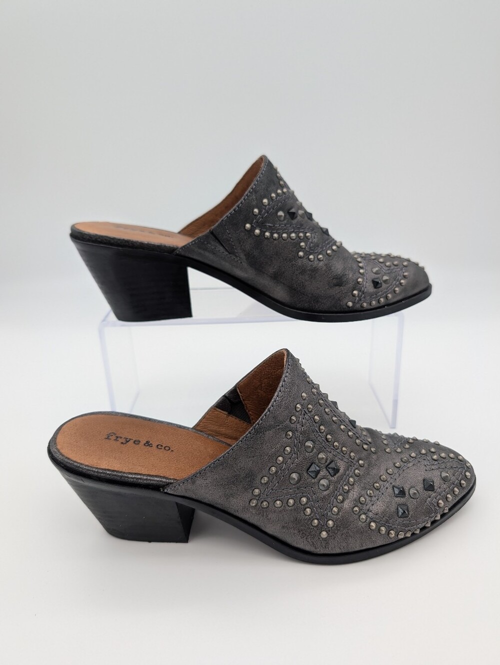 Frye & Co Phoenix Studded Heeled Mule Gray, Silver And Black 7.5M - Picture 11 of 11